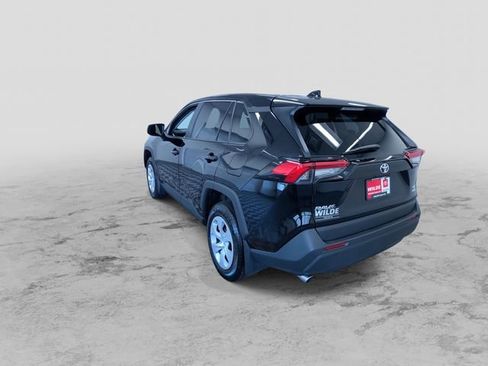 Used 2023 Toyota RAV4 LE AWD/4WD image 8