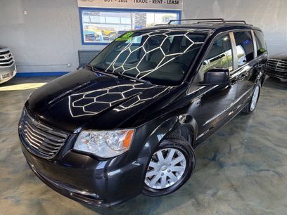 Used 2016 Chrysler Town & Country Touring
