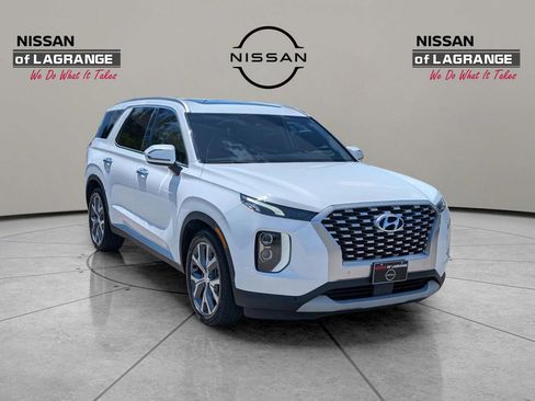 Used 2022 Hyundai Palisade SEL w/ Premium Package AWD/4WD image 3