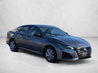 Used 2024 Nissan Altima 2.5 S FWD video 3
