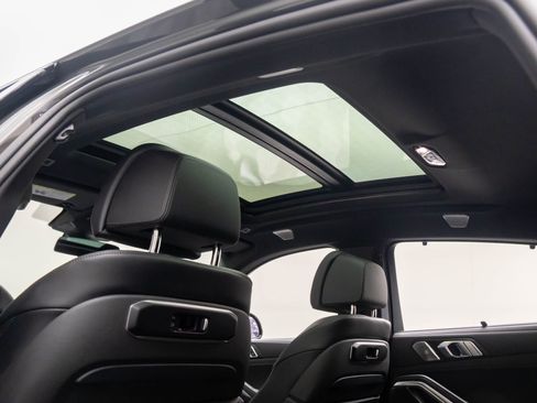 New 2026 BMW X6 M60i w/ Executive Package image 18