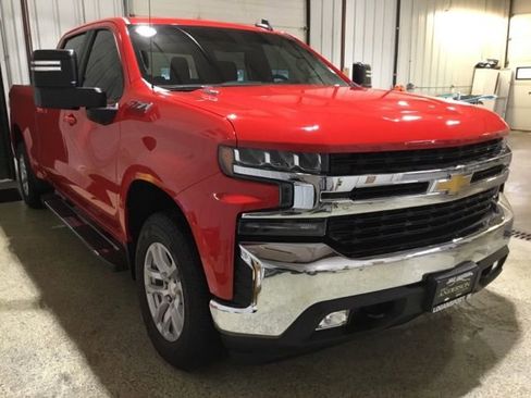 Used 2022 Chevrolet Silverado 1500 LT w/ Z71 Off-Road Package AWD/4WD image 5