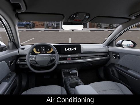 New 2025 Kia K4 LX image 15