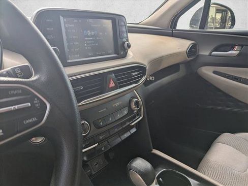 Used 2020 Hyundai Santa Fe SEL image 13