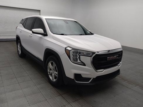 Used 2022 GMC Terrain SLE FWD image 13
