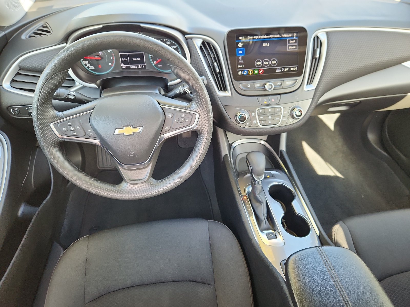 Used 2025 Chevrolet Malibu LT FWD image 12