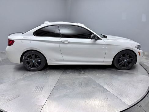 Used 2016 BMW M235i xDrive Coupe image 4