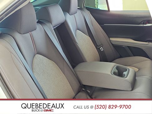 Used 2020 Toyota Camry LE FWD image 22