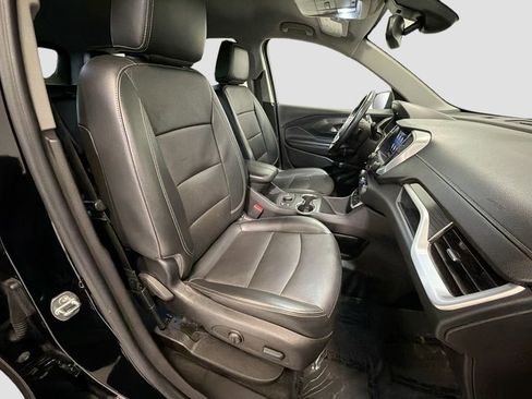 Used 2023 GMC Terrain SLT FWD image 30