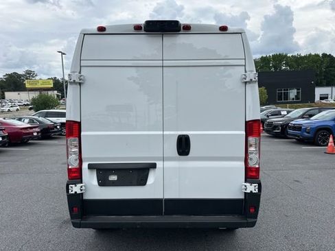 Used 2023 RAM ProMaster 2500 FWD image 4