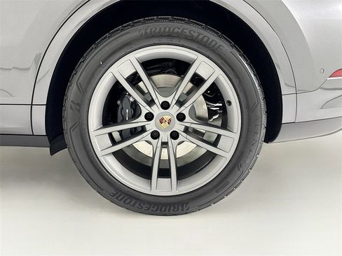 New 2026 Porsche Cayenne E-Hybrid image 33