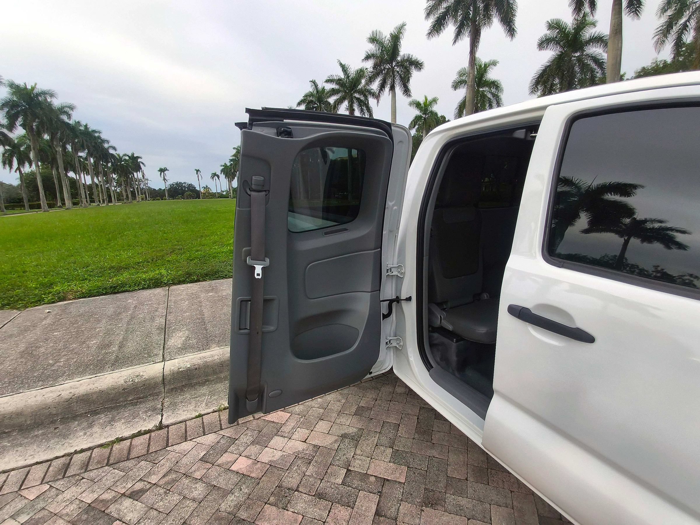 Used 2014 Toyota Tacoma PreRunner w/ SR5 Package RWD image 30