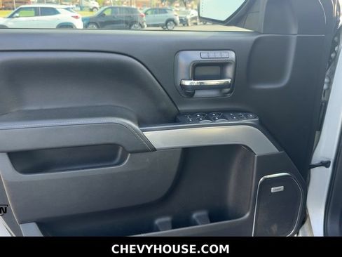 Used 2016 Chevrolet Silverado 1500 LTZ Z71 w/ LTZ Plus Package AWD/4WD image 10
