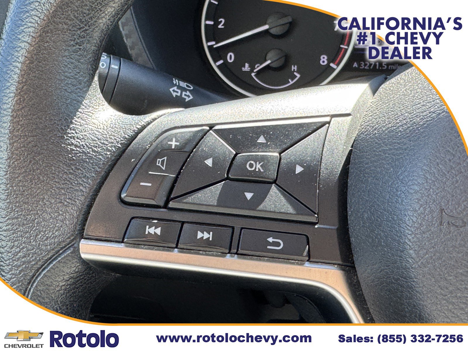 Used 2024 Nissan Sentra SV FWD image 25