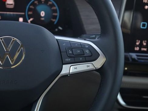 New 2026 Volkswagen Atlas SEL Premium R-Line image 9