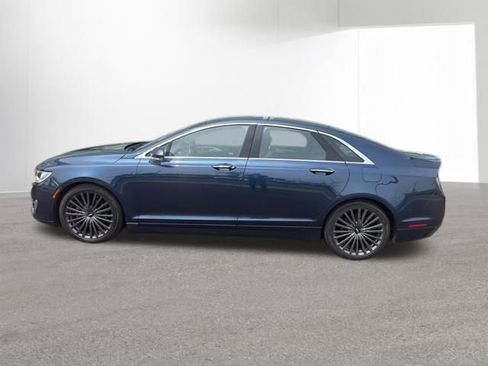 Used 2017 Lincoln MKZ Reserve FWD image 18