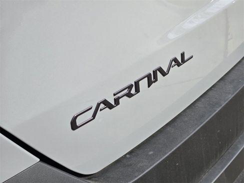 New 2026 Kia Carnival SX Prestige image 7