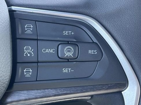 New 2026 Jeep Grand Cherokee Limited image 27