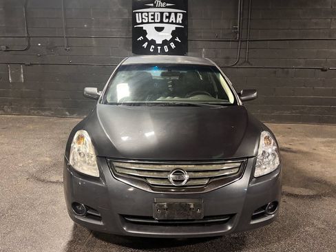Used 2011 Nissan Altima 2.5 S FWD image 10