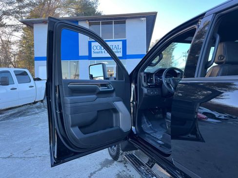 Certified 2025 Chevrolet Silverado 2500 High Country w/ Midnight Edition image 15