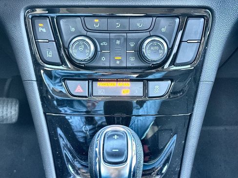 Certified 2019 Buick Encore Essence w/ Experience Buick Package image 35