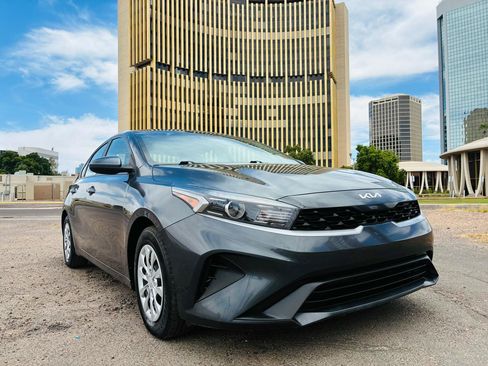 Used 2024 Kia Forte LX FWD image 6