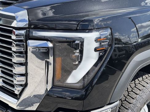 New 2026 GMC Sierra 3500 Denali w/ Technology Package AWD/4WD image 10