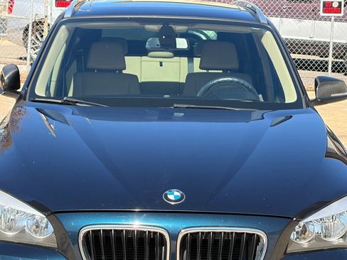 Used 2015 BMW X1 sDrive28i image 11