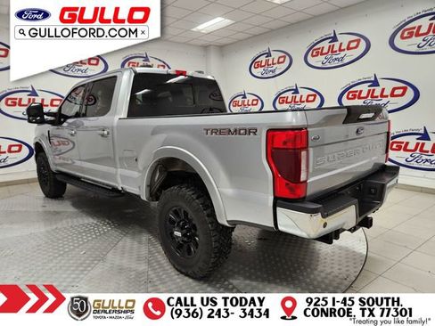 Used 2022 Ford F250 Lariat w/ Tremor Off-Road Package image 5