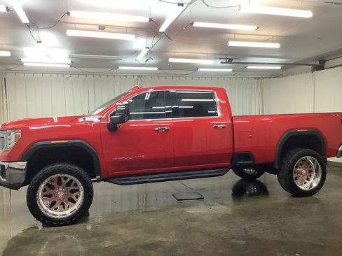 Used 2022 GMC Sierra 2500 SLT w/ SLT Convenience Package AWD/4WD image 10
