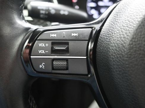 Used 2024 Acura Integra image 25