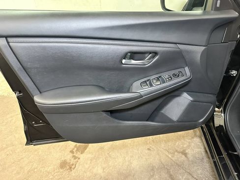 Used 2024 Nissan Sentra SV FWD image 19
