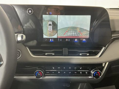 New 2026 Chevrolet Equinox LT w/ Convenience Package II AWD/4WD image 23