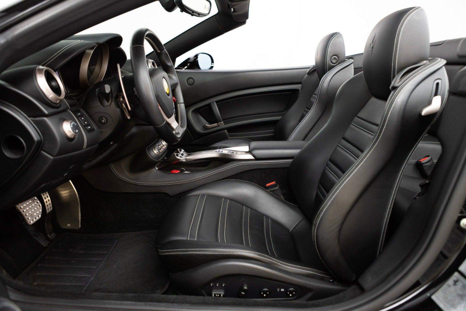 Used 2010 Ferrari California RWD image 50