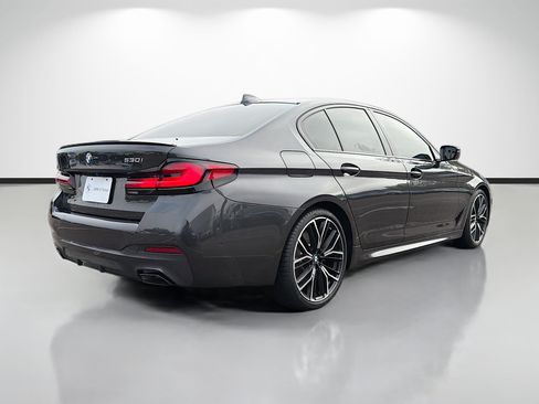 Used 2023 BMW 530i w/ M Sport Package RWD image 3
