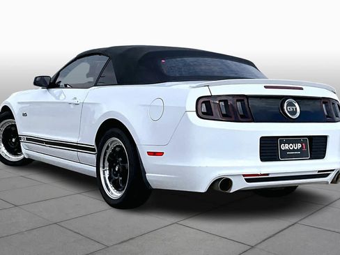 Used 2014 Ford Mustang GT image 9