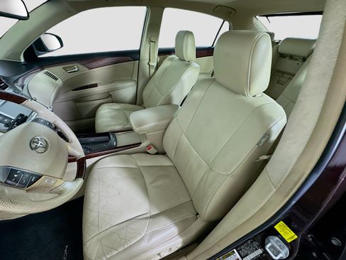 Used 2011 Toyota Avalon Limited FWD image 13