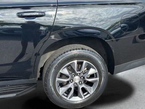 Used 2023 Chevrolet Tahoe LT w/ LT Signature Package AWD/4WD image 17