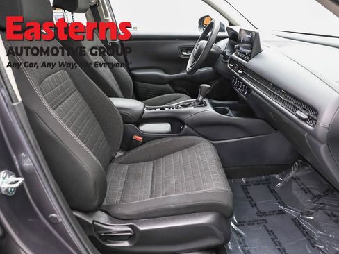 Used 2023 Honda HR-V LX image 23