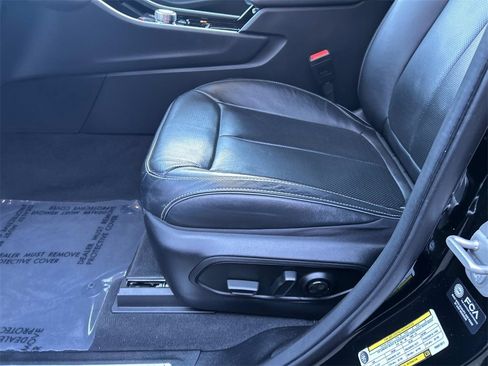 Used 2023 Jeep Grand Cherokee Overland image 23