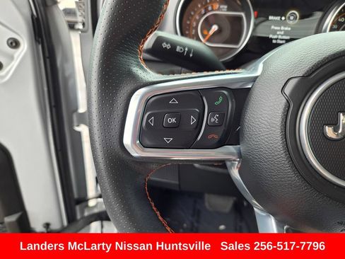 Used 2023 Jeep Gladiator Mojave w/ LED Lighting Group AWD/4WD image 20