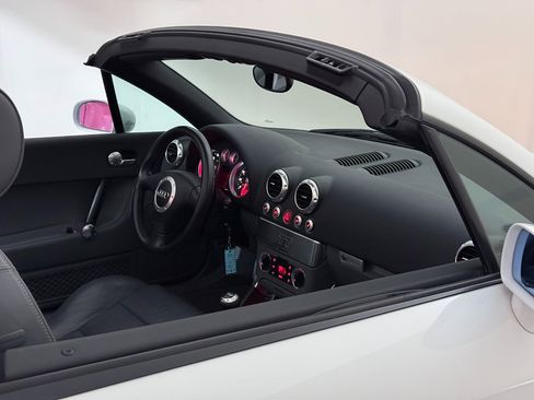 Used 2003 Audi TT 1.8T image 31