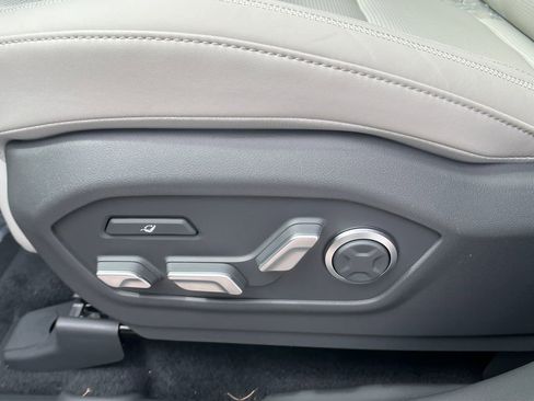 New 2025 Hyundai Santa Fe Calligraphy image 10