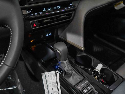 New 2026 Toyota Camry SE image 25