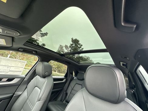 New 2025 Porsche Cayenne image 26