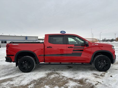 Used 2022 Chevrolet Silverado 1500 LT Trail Boss w/ Bed Protection Package image 6