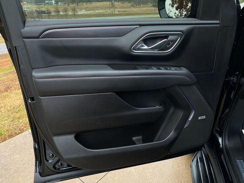 Used 2023 Chevrolet Tahoe RST image 25