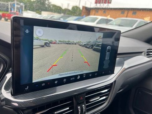 Certified 2024 Ford Escape ST-Line Select w/ Tech Pack #1 AWD/4WD image 14