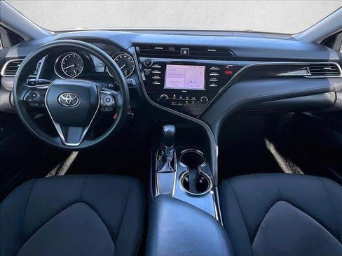 Used 2020 Toyota Camry LE FWD image 16