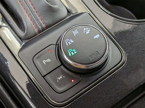 Used 2021 Chevrolet Blazer RS image 29